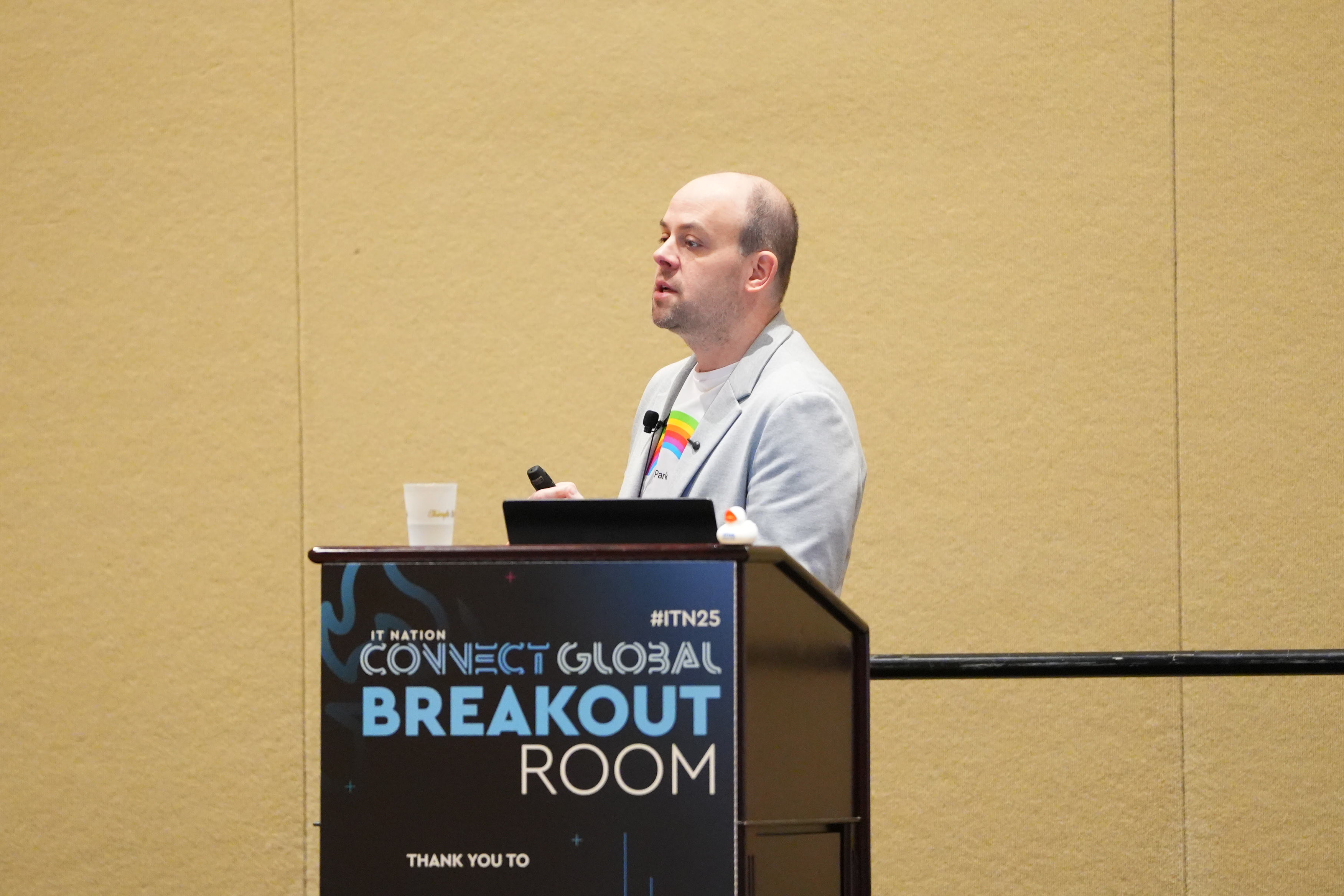 Justin Esgar speaking at IT Nation Connect Global